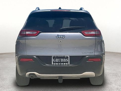 Used 2016 Jeep Cherokee Limited FWD image 5