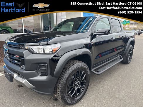 New 2026 Chevrolet Colorado Trail Boss AWD/4WD image 1