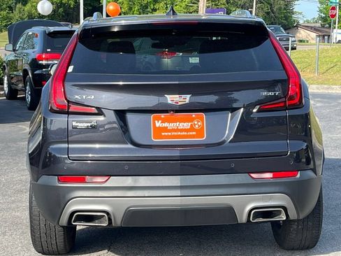 Used 2023 Cadillac XT4 Premium Luxury FWD image 8