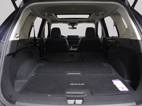 Used 2024 Nissan Rogue Platinum w/ Platinum Premium Package FWD image 29