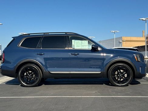 Used 2023 Kia Telluride SX Prestige X-Line AWD/4WD image 2