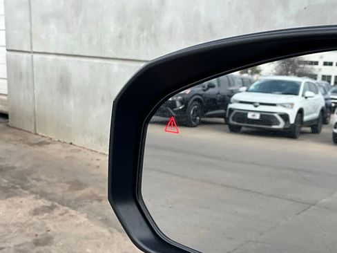 Used 2025 Hyundai Santa Fe SEL image 19