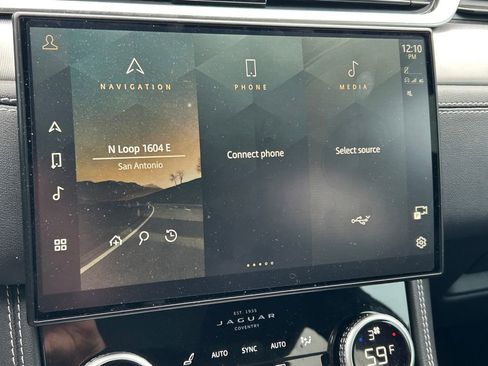 Used 2024 Jaguar F-PACE R-Dynamic S image 37