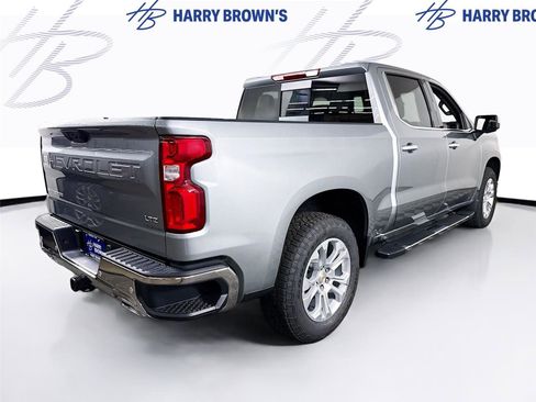 New 2026 Chevrolet Silverado 1500 LTZ w/ LTZ Premium Package AWD/4WD image 32
