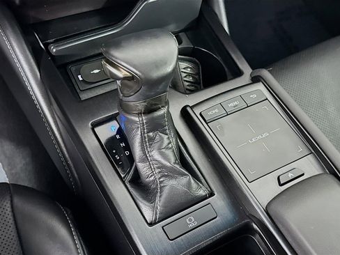 Used 2019 Lexus ES 350 350 w/ Premium Package image 19