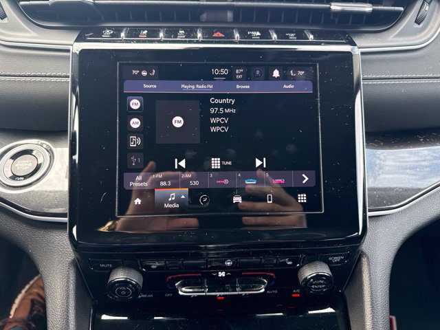 Used 2022 Jeep Grand Cherokee L Laredo w/ Luxury Tech Group I AWD/4WD image 9