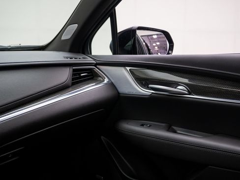 Certified 2026 Cadillac XT5 Sportv w/ LPO, Floor Liner Package AWD/4WD image 28
