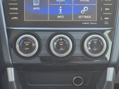 Used 2018 Subaru Forester 2.5i Premium image 12