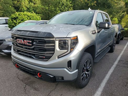 Used 2025 GMC Sierra 1500 AT4 w/ AT4 Premium Package AWD/4WD image 2