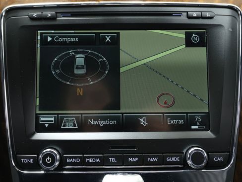 Used 2018 Bentley Flying Spur V8 image 35