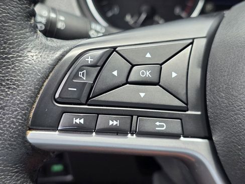 Used 2020 Nissan Rogue SL AWD/4WD image 28