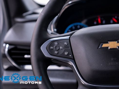 Used 2023 Chevrolet Traverse RS w/ LPO, Floor Liner Package image 19