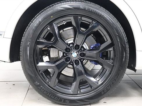 Used 2019 BMW X7 xDrive50i w/ Premium Package AWD/4WD image 97