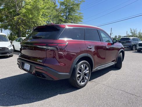 Used 2025 INFINITI QX60 Luxe w/ Vision Package AWD/4WD image 3