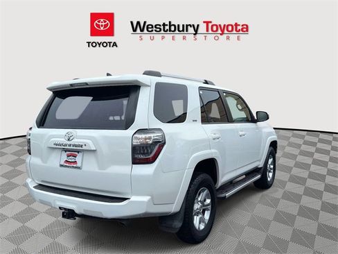 Certified 2020 Toyota 4Runner SR5 image 6