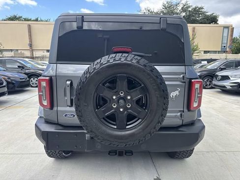 Used 2024 Ford Bronco Outer Banks AWD/4WD image 6