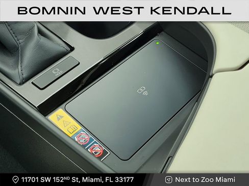 Used 2025 Lexus ES 350 w/ Premium Package image 25