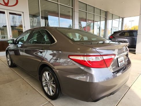 Used 2015 Toyota Camry SE image 8