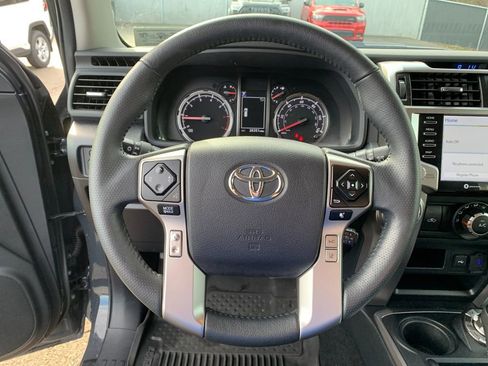 Used 2024 Toyota 4Runner TRD Sport w/ Technology Package image 28