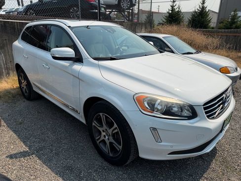 Used 2014 Volvo XC60 T6 AWD/4WD image 4