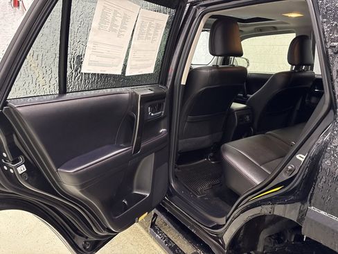 Used 2023 Toyota 4Runner TRD Off-Road Premium image 29