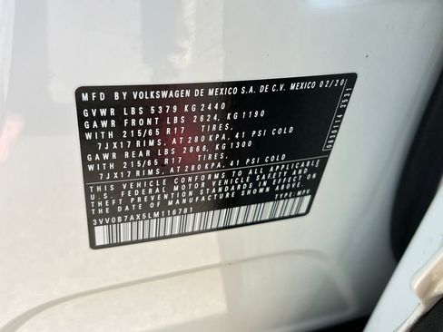Used 2020 Volkswagen Tiguan S w/ 3rd Row Seat Package AWD/4WD image 26