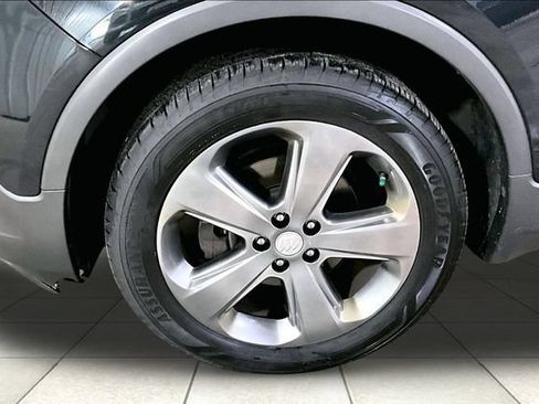 Used 2013 Buick Encore Convenience FWD image 9