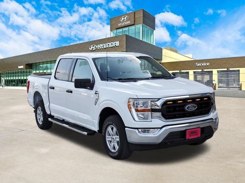 Used 2022 Ford F150 XLT w/ Equipment Group 301A Mid AWD/4WD image 3