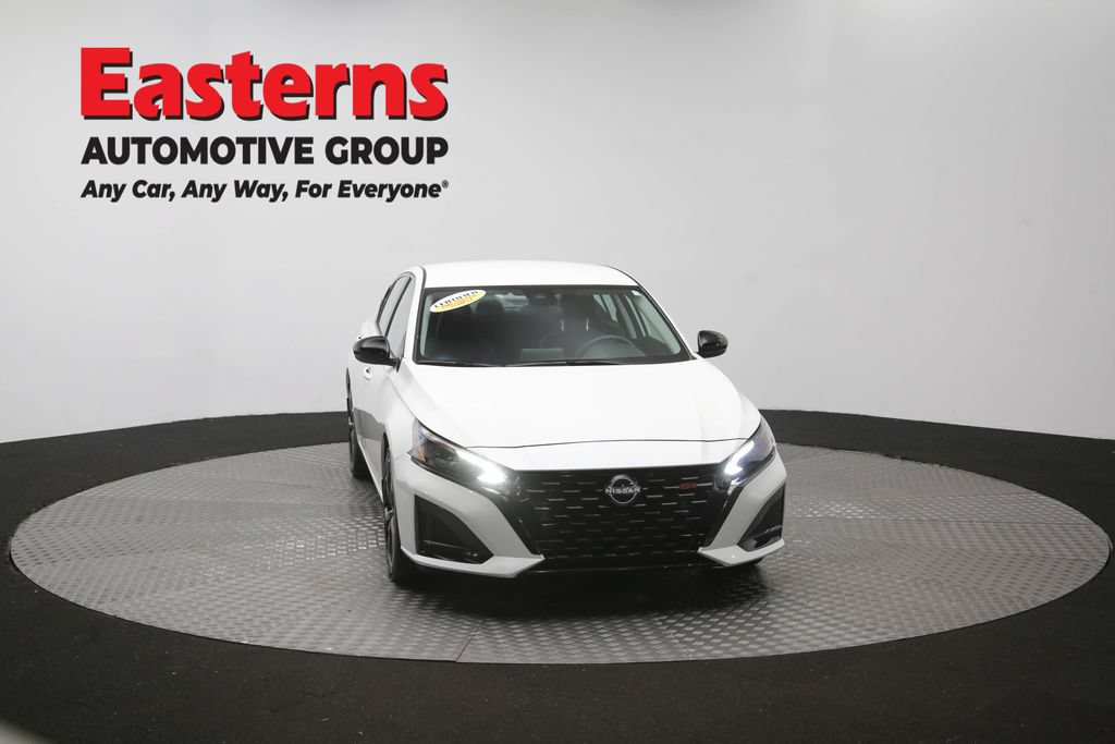 Used 2023 Nissan Altima 2.5 SR FWD image 53
