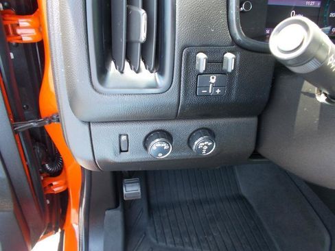 Used 2019 Chevrolet Colorado ZR2 AWD/4WD image 31