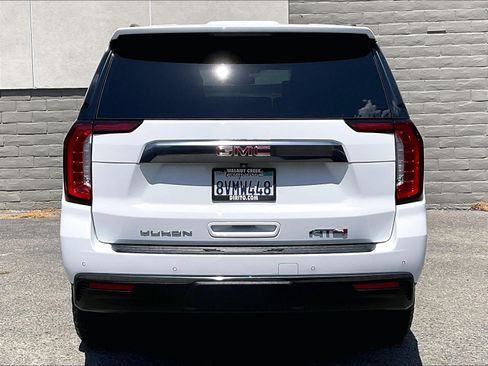 Used 2021 GMC Yukon AT4 w/ Rear Media and Nav Package AWD/4WD image 3