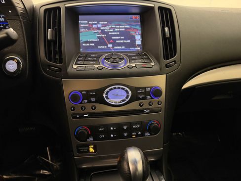 Used 2013 INFINITI G37 x w/ Premium Pkg image 23