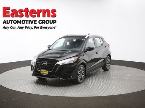 Used 2023 Nissan Kicks SV FWD image 53