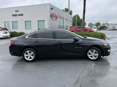 Used 2022 Chevrolet Malibu LS FWD image 6