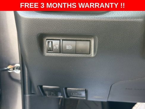 Used 2020 Toyota RAV4 XLE AWD/4WD image 39