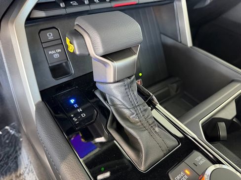 New 2026 Toyota Tundra Limited AWD/4WD image 26