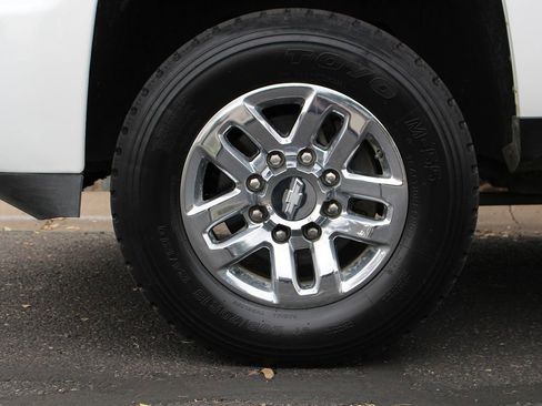 Used 2016 Chevrolet Silverado 2500 LTZ image 43