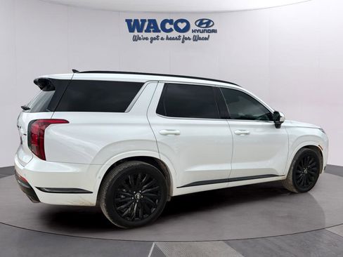Used 2025 Hyundai Palisade Calligraphy image 15