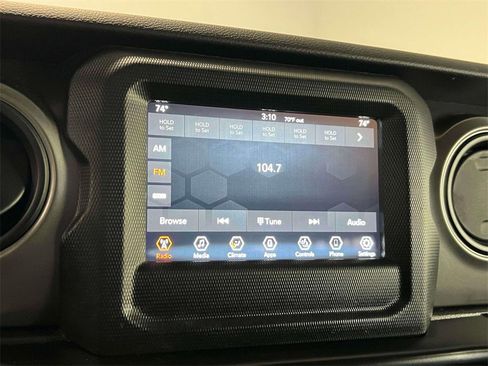 Used 2021 Jeep Wrangler Unlimited Sport image 26