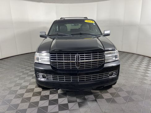 Used 2014 Lincoln Navigator 4WD image 11