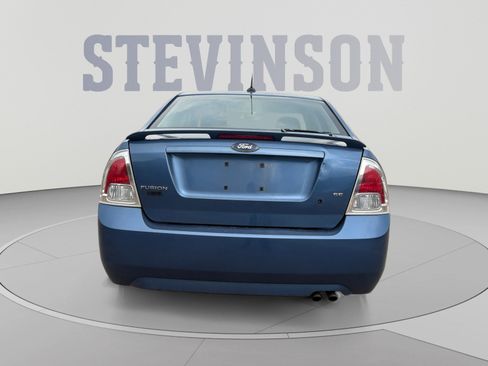 Used 2009 Ford Fusion SE FWD image 4