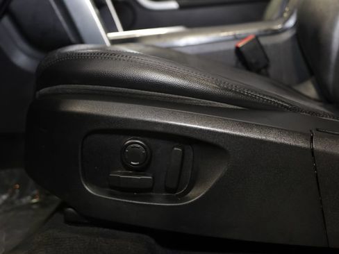 Used 2017 Land Rover Discovery Sport SE AWD/4WD image 13