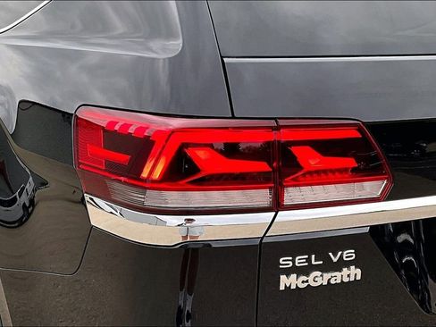Used 2022 Volkswagen Atlas SEL AWD/4WD image 23