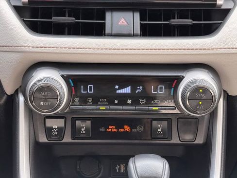 Certified 2025 Toyota RAV4 XLE w/ Convenience Package AWD/4WD image 23