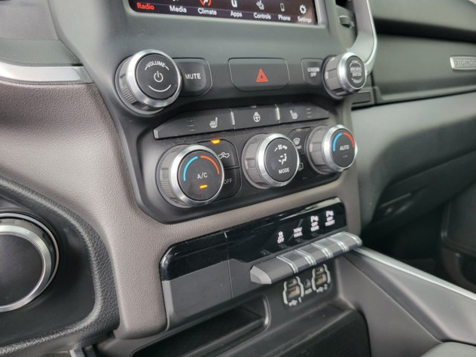 Used 2021 RAM 1500 Big Horn AWD/4WD image 21