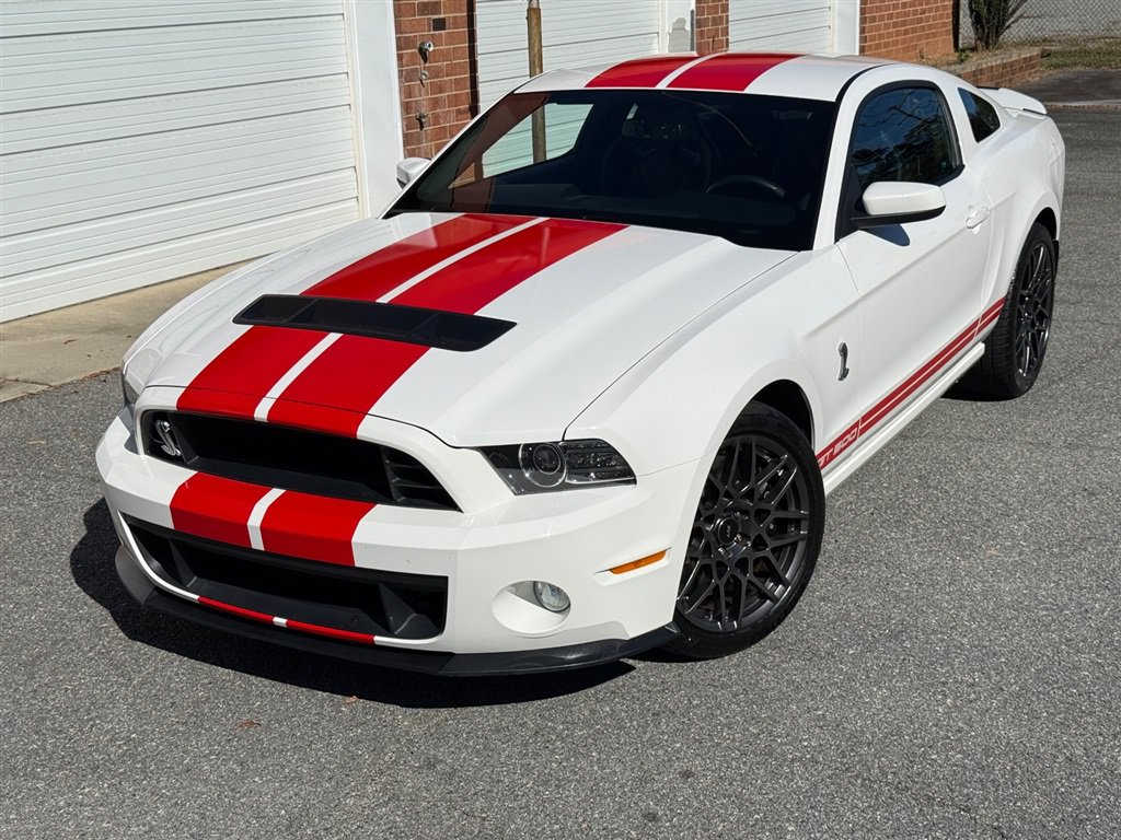 Used 2013 Ford Mustang Shelby GT500 RWD image 6