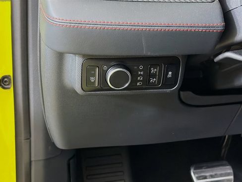 Used 2025 Ford Mustang Mach-E Premium w/ Sport Appearance Package AWD/4WD image 33