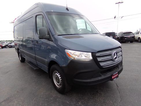 Used 2019 Mercedes-Benz Sprinter 170 image 10