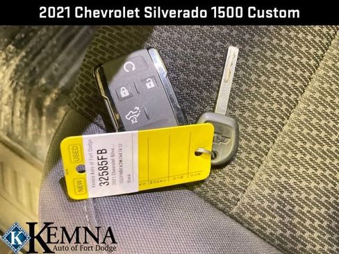 Used 2021 Chevrolet Silverado 1500 Custom image 32