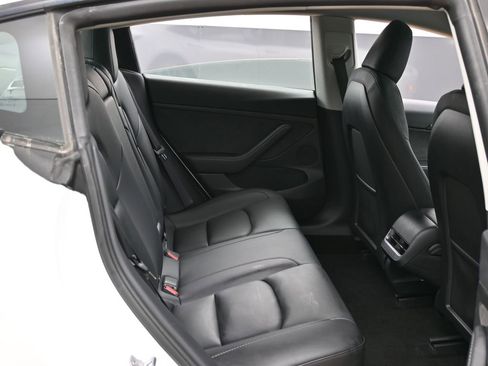 Used 2023 Tesla Model 3 Standard Range image 55